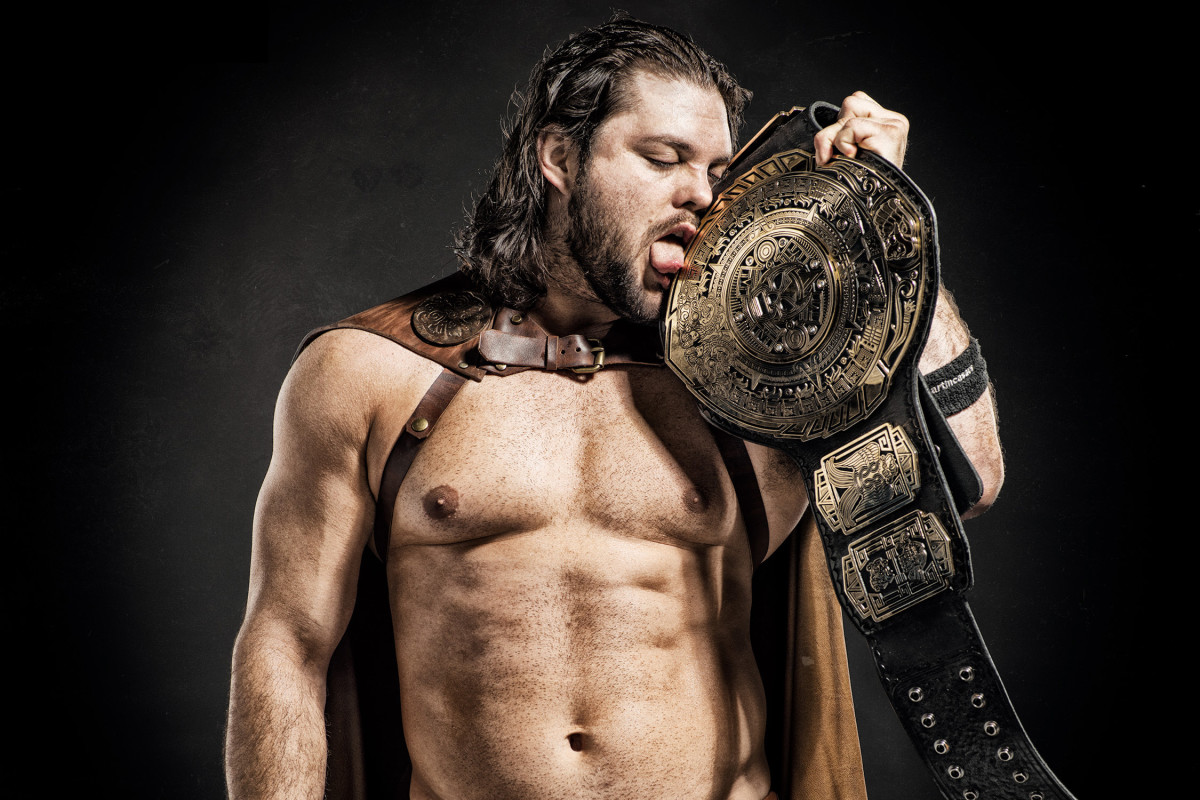 marty_the_moth_champion.jpg